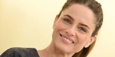Amanda Peet
