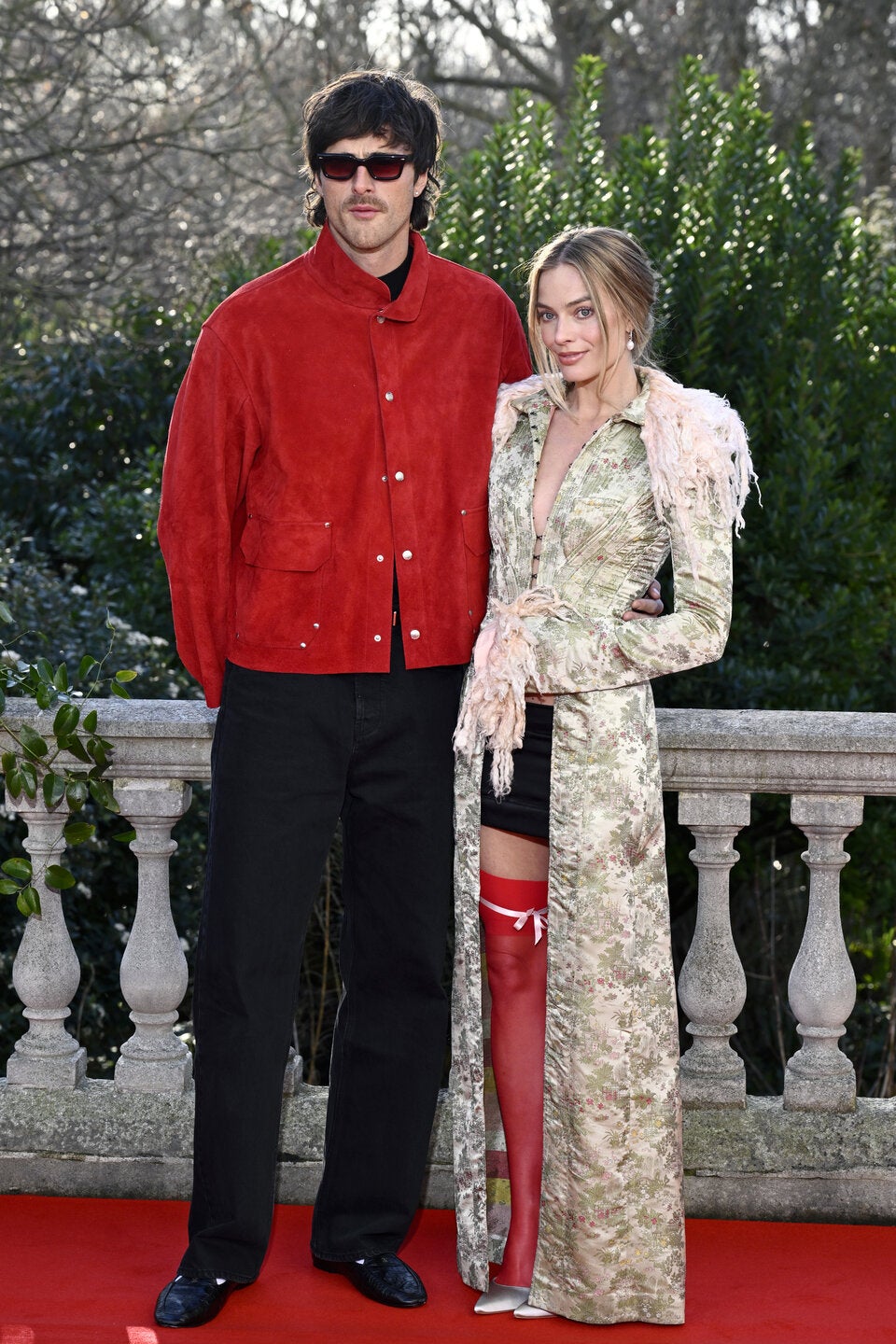 Margot Robbie greift mit diesem wilden Vintage-Look ordentlich daneben