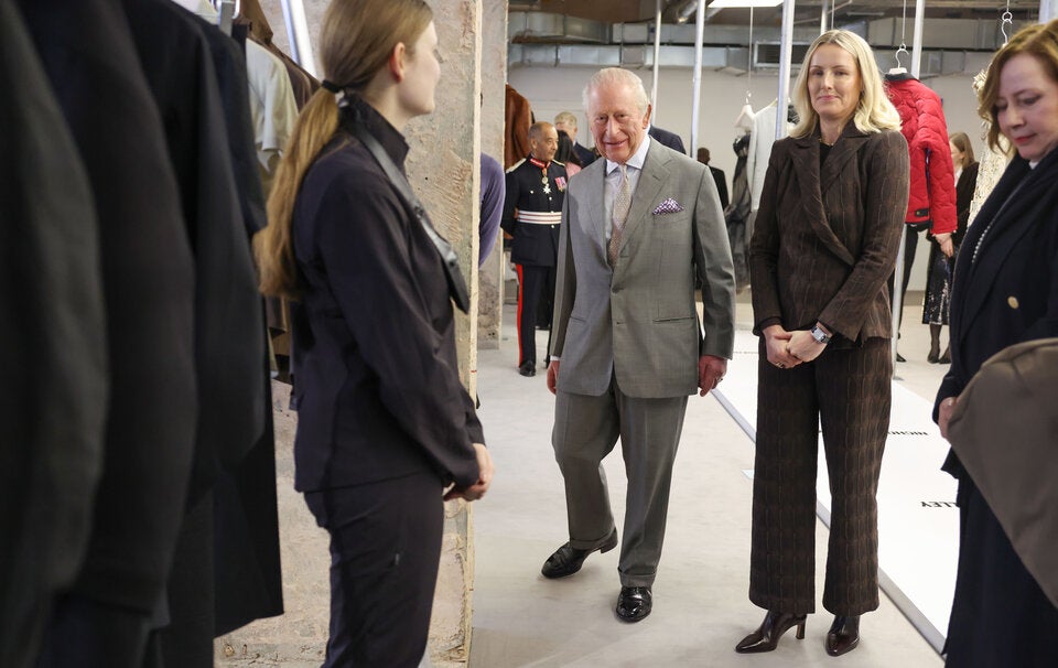 Royal Takeover auf der London Fashion Week: Charles und Camilla strahlen in der Front Row