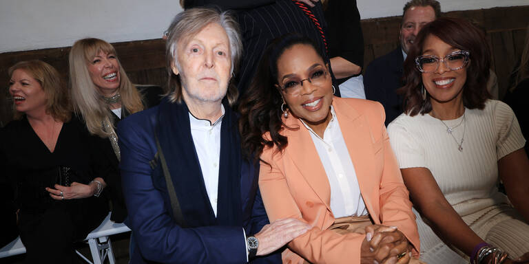 Front Row voller Superstars: Die Highlights von Tag 3 der Paris Fashion Week