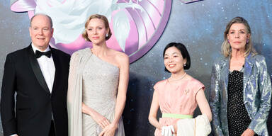 F&uuml;rst Albert Monvon Monaco, F&uuml;rstin Charlene, Princess Akiko und Prinzessin Caroline von Hannover&nbsp;&nbsp;