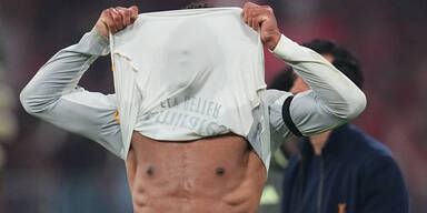 &bdquo;Schlechtestes Trikot aller Zeiten&ldquo; Real-Fans w&uuml;ten