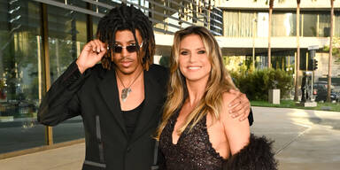 Glanz, Glamour & ganz viel Haut: Die Stars lassen bei der LACMA-Gala tief blicken