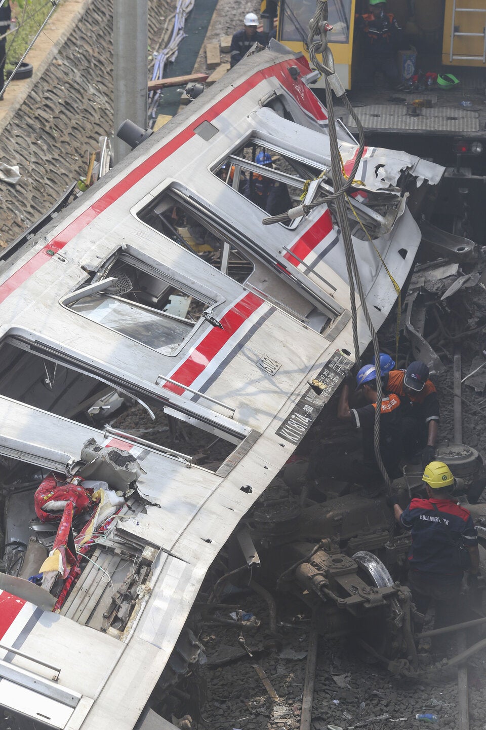 Indonesien Zugunglück