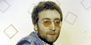 Kassette von John Lennon f&uuml;r 50.000 Euro versteigert