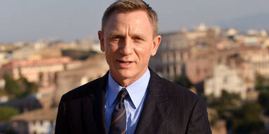 Daniel Craig