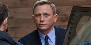 Daniel Craig