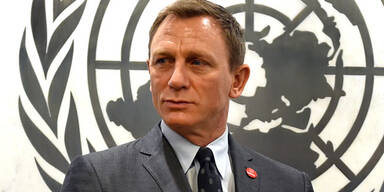 Daniel Craig