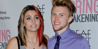 Paris Jackson, Chester Castellaw