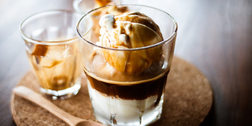 Erfrischend lecker: Im Sommer bestellen Herr und Frau Österreicher liebend gerne Eiskaffee
