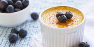 Veganuary: So gelingen Tiramisu, Cr&egrave;me Br&ucirc;l&eacute;e & Co. vegan