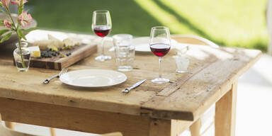 Mysteri&ouml;s: Zwei Freunde sterben beim Abendessen