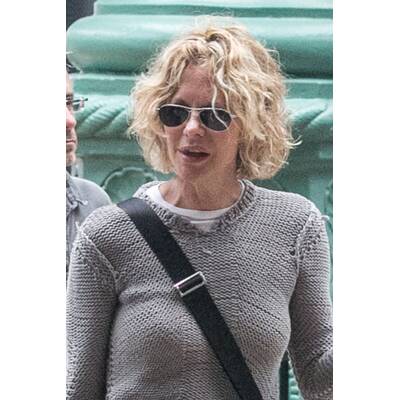 Meg Ryan in Paris