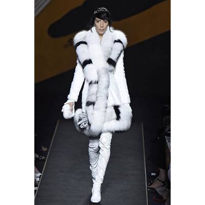 Fendi Haute Couture Fall/Winter 2015/2016