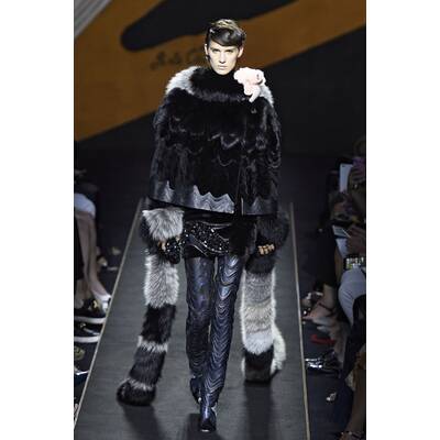 Fendi Haute Couture Fall/Winter 2015/2016