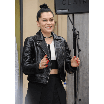 Choker-Halsbänder: Schön oder Schiach? 