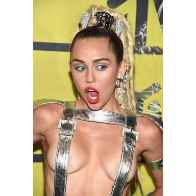 So versexte Miley die VMAs!