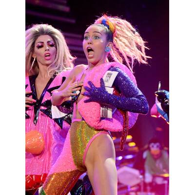 So versexte Miley die VMAs!