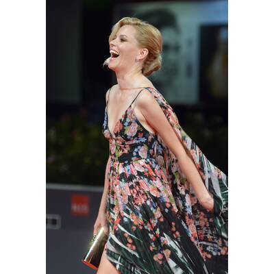 Elizabeth Banks - Kleiderpanne in Venedig