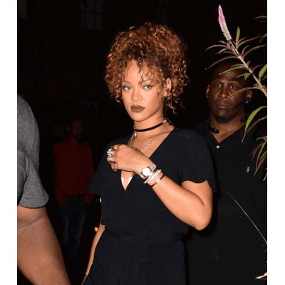 Choker-Halsbänder: Schön oder Schiach? 