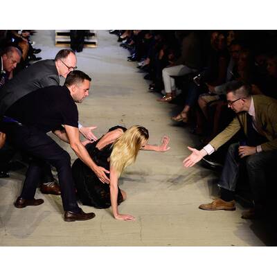 NYFW - Lauter Stürze bei Givenchy