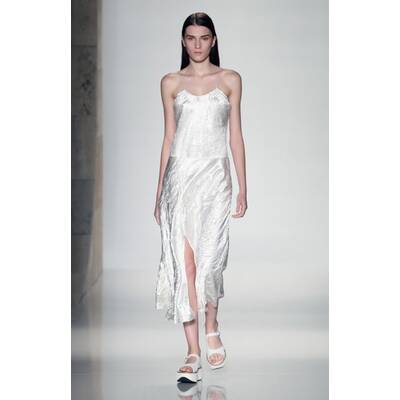 NYFW Victoria Beckham Spring 2016 