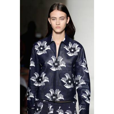 NYFW Victoria Beckham Spring 2016 