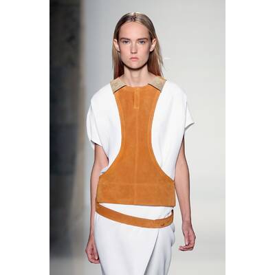 NYFW Victoria Beckham Spring 2016 