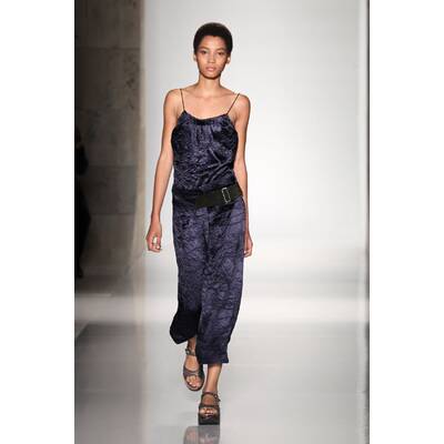 NYFW Victoria Beckham Spring 2016 