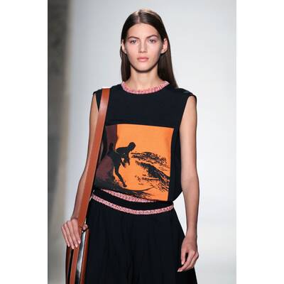 NYFW Victoria Beckham Spring 2016 