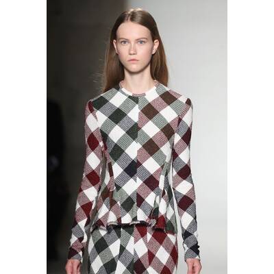 NYFW Victoria Beckham Spring 2016 