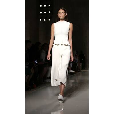 NYFW Victoria Beckham Spring 2016 