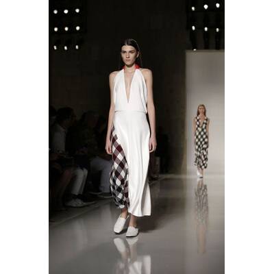 NYFW Victoria Beckham Spring 2016 