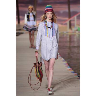 NYFW Tommy Hilfiger Women's Spring 2016