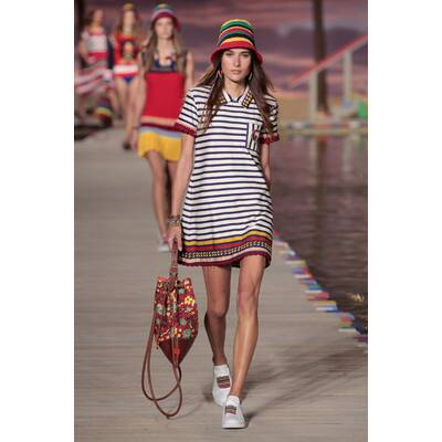 NYFW Tommy Hilfiger Women's Spring 2016