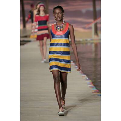NYFW Tommy Hilfiger Women's Spring 2016