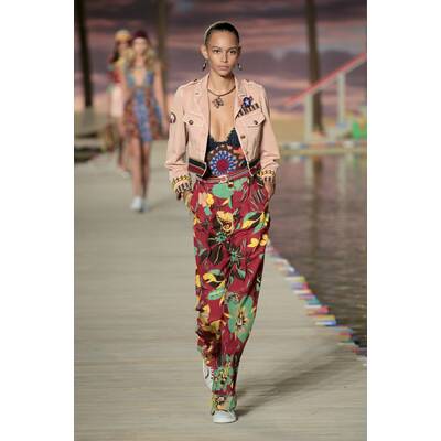 NYFW Tommy Hilfiger Women's Spring 2016