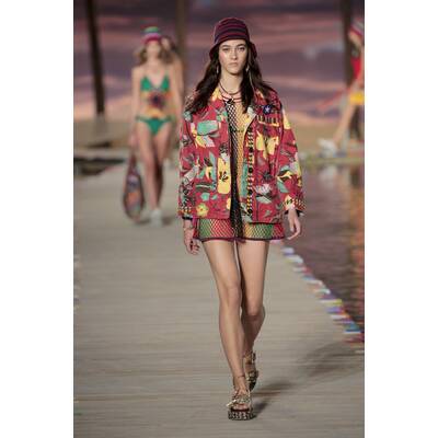 NYFW Tommy Hilfiger Women's Spring 2016