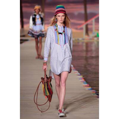 NYFW Tommy Hilfiger Women's Spring 2016