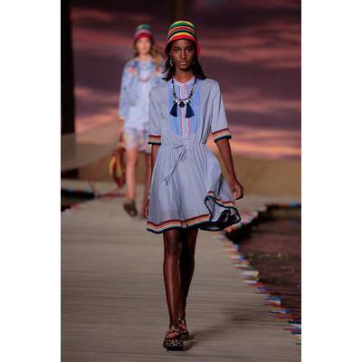 NYFW Tommy Hilfiger Women's Spring 2016