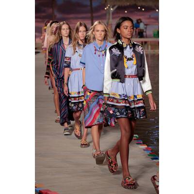 NYFW Tommy Hilfiger Women's Spring 2016
