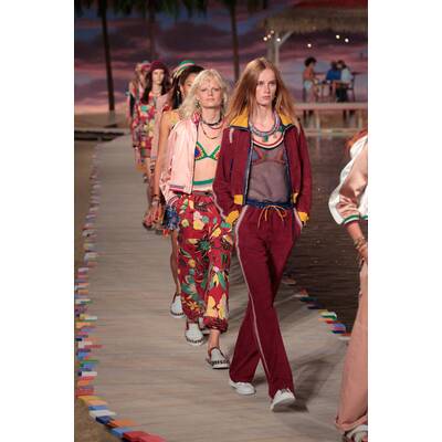 NYFW Tommy Hilfiger Women's Spring 2016