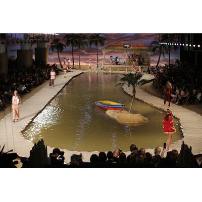 NYFW Tommy Hilfiger Women's Spring 2016