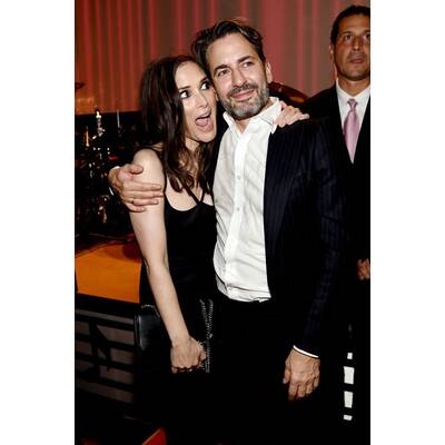 Winona Ryder im sexy LBD