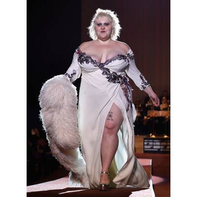 Beth Ditto modelt für Marc Jacobs 