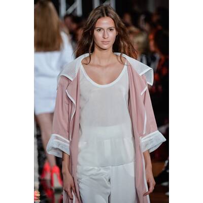 Valentin Yudashkin Spring/Summer 2016