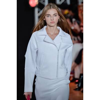 Valentin Yudashkin Spring/Summer 2016