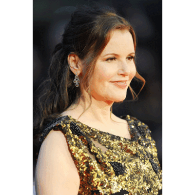 Geena Davis, was ist mit deinem Gesicht passiert?