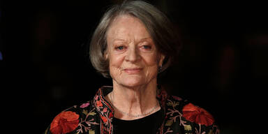 Maggie Smith mit 88 als Star der neuen Loewe Kampagne