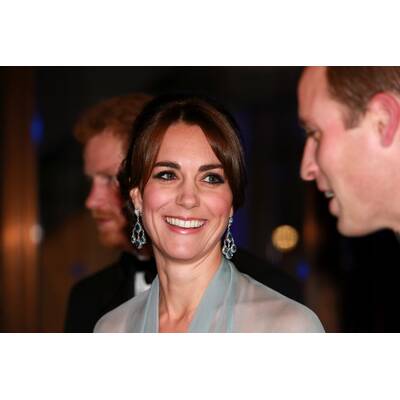 Royals bei der Bond-Premiere
